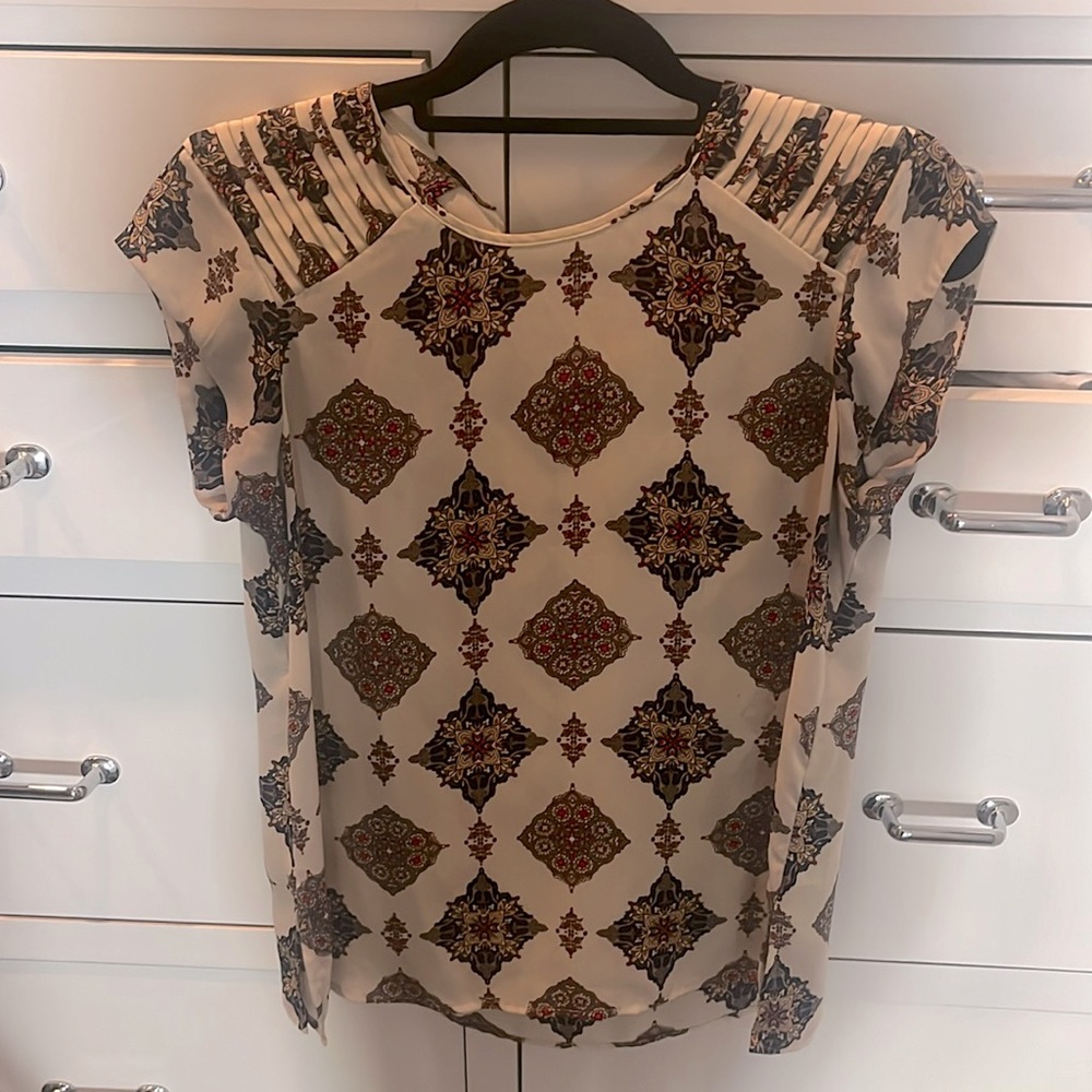 Paisley top